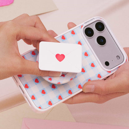 Berry Sweet Gingham — iPhone 17 Pro Max MagSafe Case - US 31877