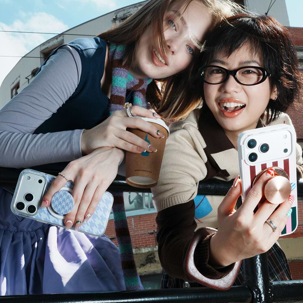 Pop of Pink Stripe — iPhone 17 Pro Max MagSafe Case - US 86269